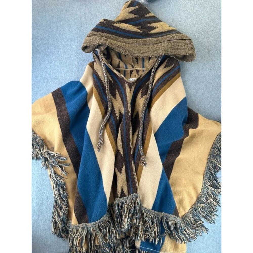 Vintage Cuddle Knit Hooded Poncho One Size Fringe Trim Geometric Southwestern